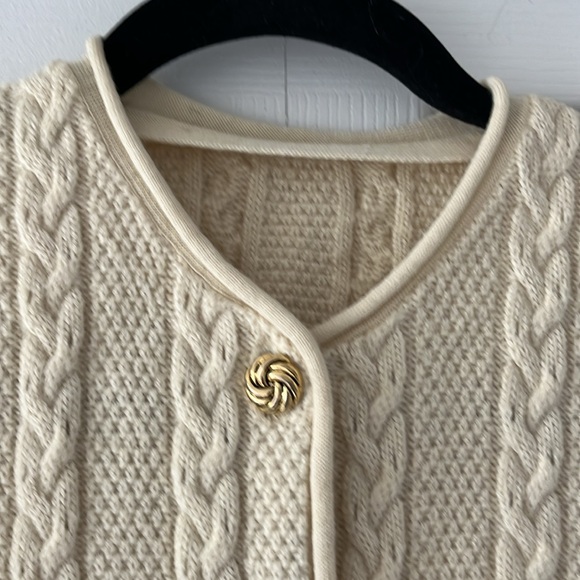 Vintage wool cardigan - Picture 2 of 7